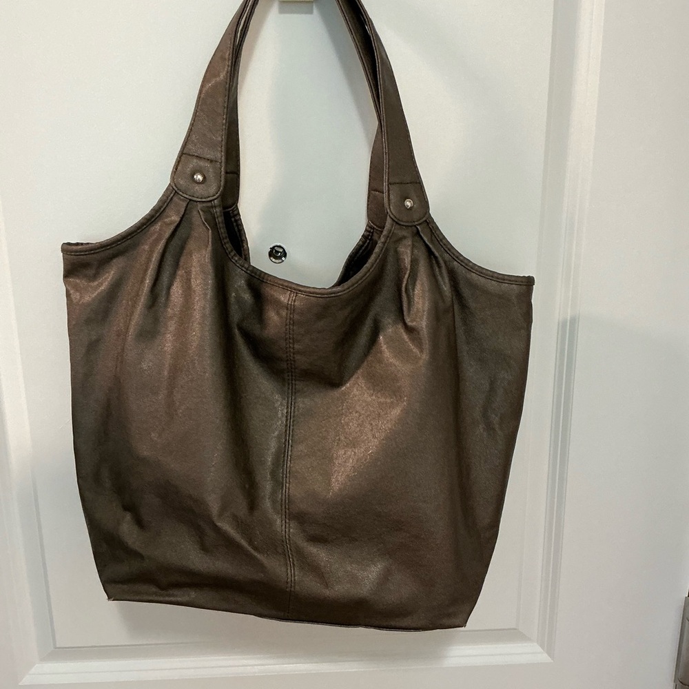 Brown purse.